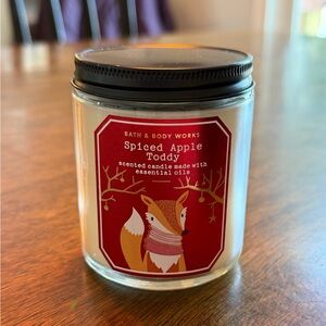 NEW Bath & Body Works 7 oz Candle - Spiced Apple Toddy with Essential Oils